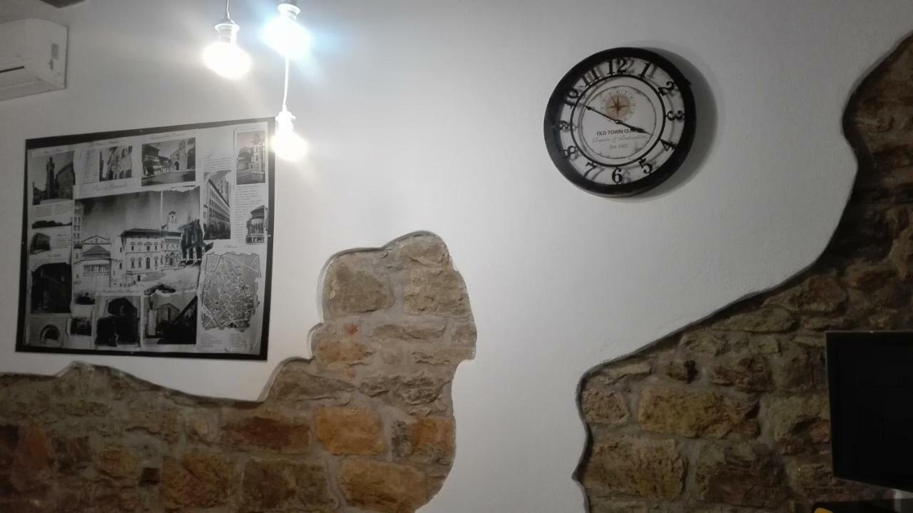 "Via Cavour 81" Apartment Арецо Екстериор снимка